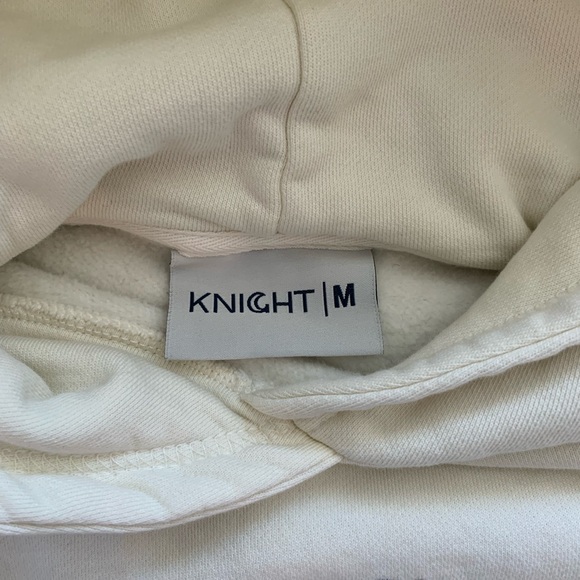 SOLD knight swim hoodie in cream, perfect for beach nights, size M - Picture 3 of 4
